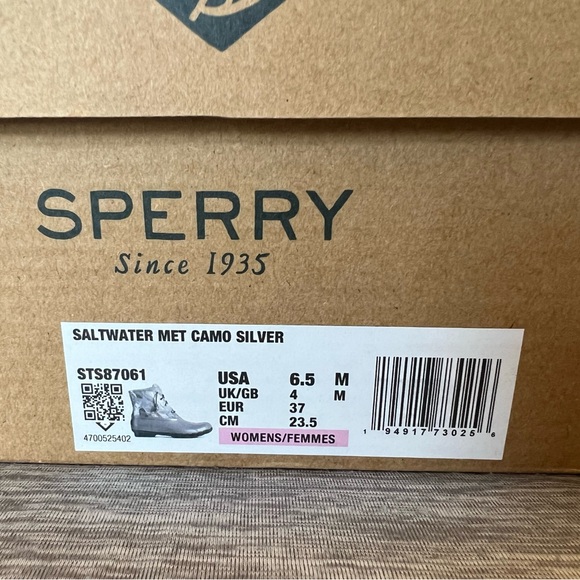Like new! Sperry Saltwater Met Camo silver. Size 6.5 - Picture 7 of 7